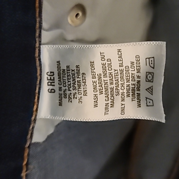 High Rise Jegging - Picture 7 of 7